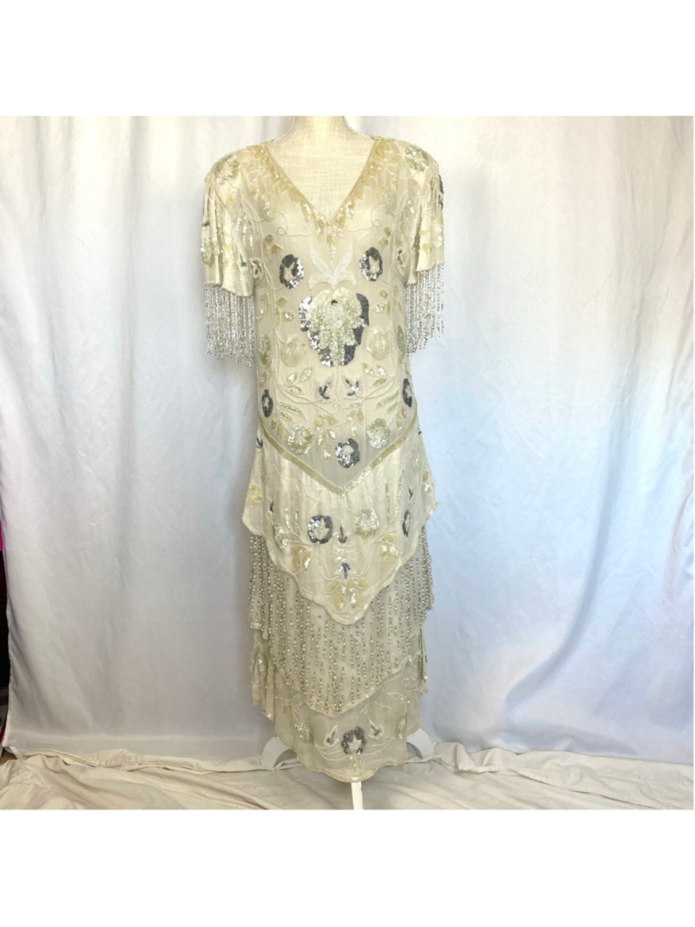 Vintage Beaded Sequined Silk
Dress Midi Drop Waist Women's M Cream Gorgeous